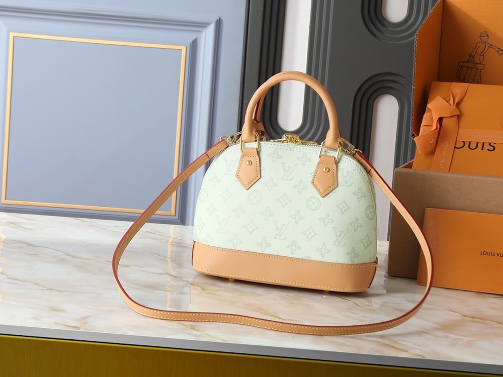 Dragons Bags ln Luxury Bag --77793