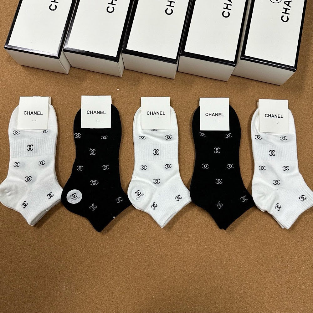 Dragons Bags Premium Luxury Socks --98680