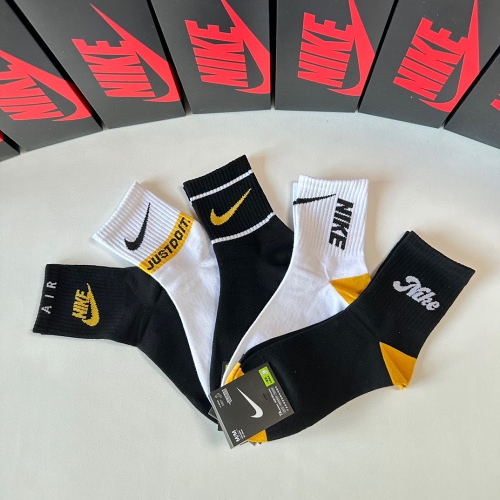 Dragons Bags Premium Luxury Socks --97800