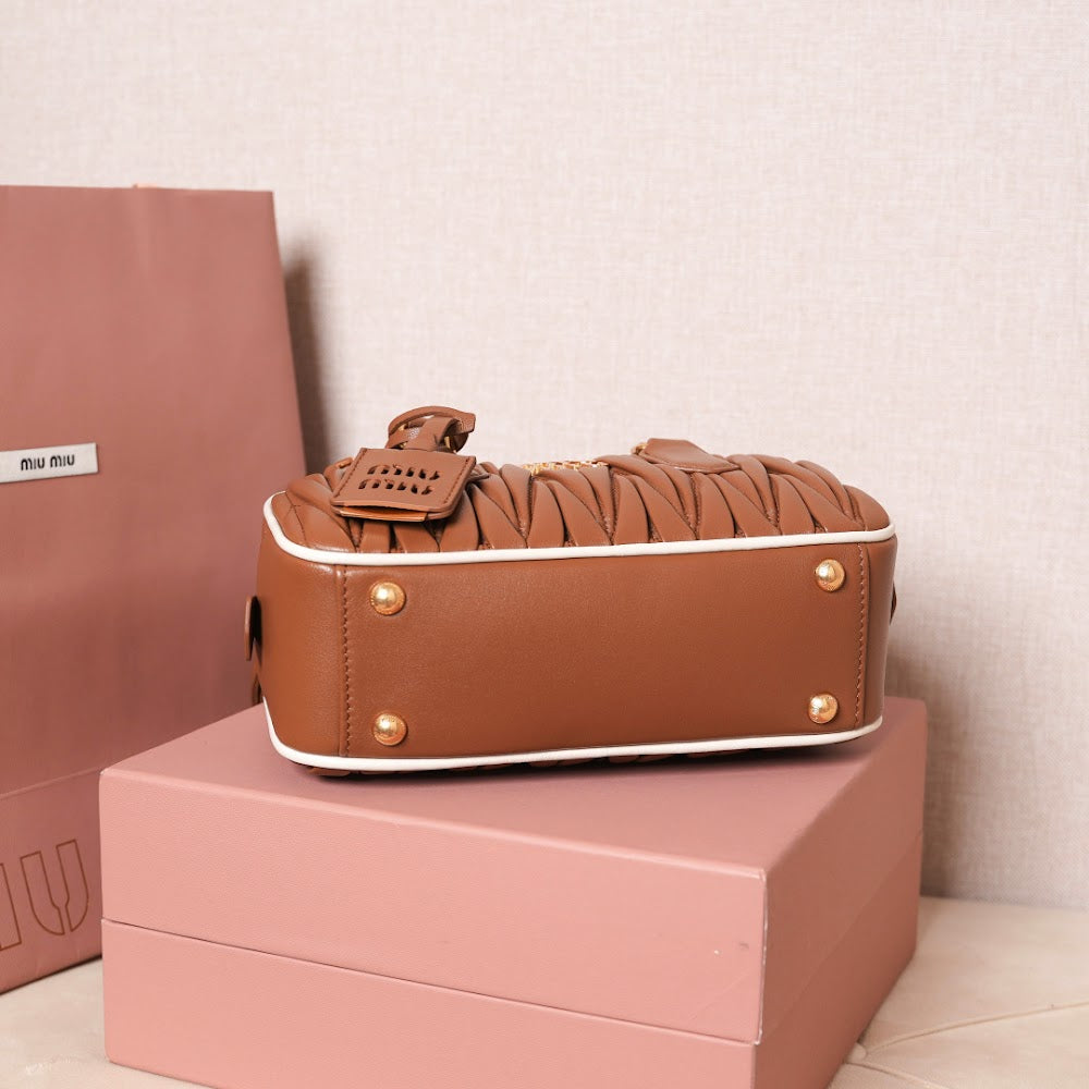 Dragons Bags Miun Miun Luxury Bag --123568