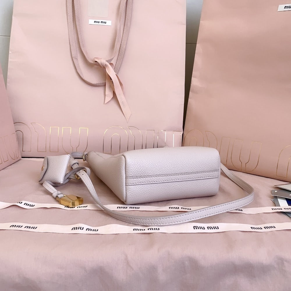 Dragons Bags Miun Miun Luxury Bag --122626