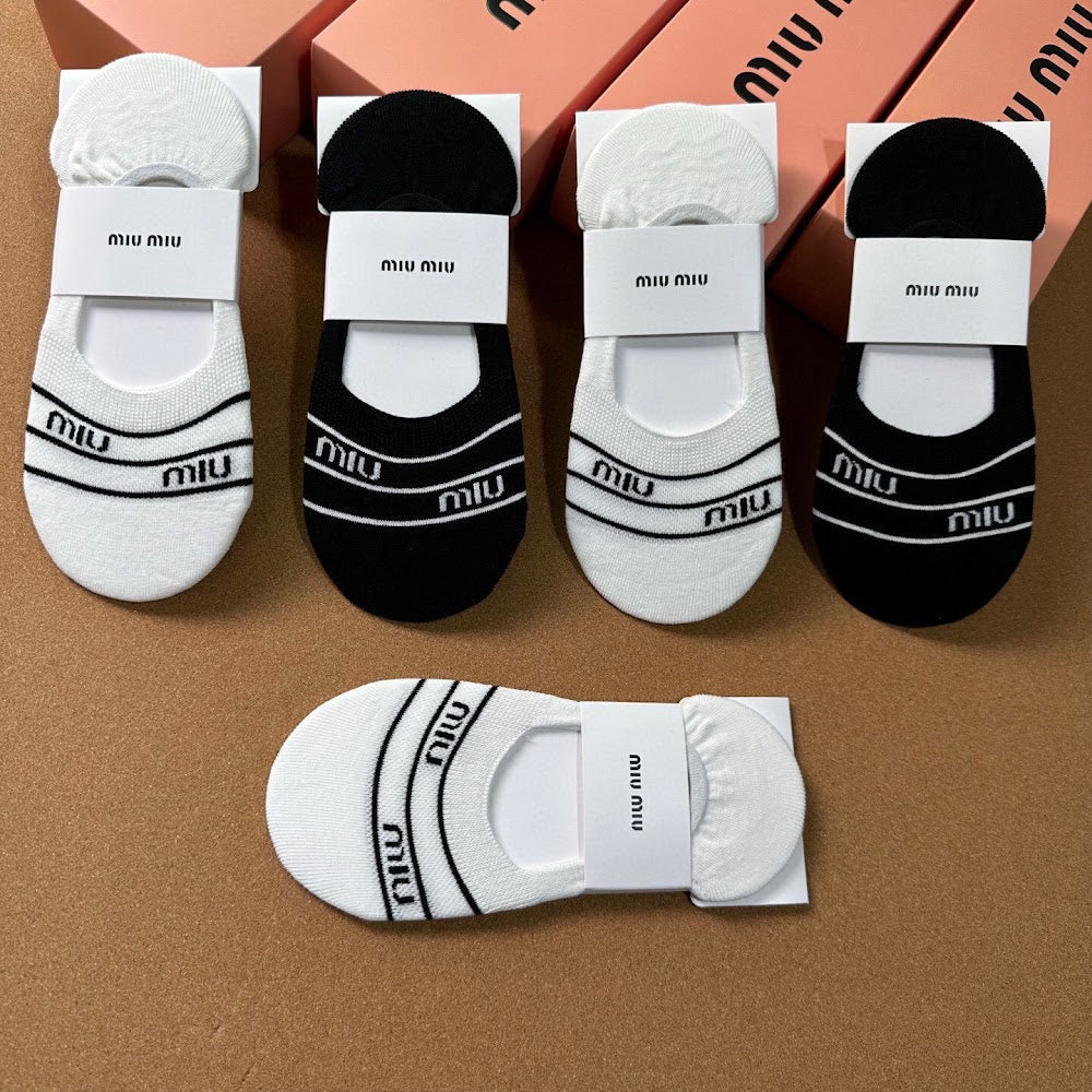 Dragons Bags Premium Luxury Socks --98649