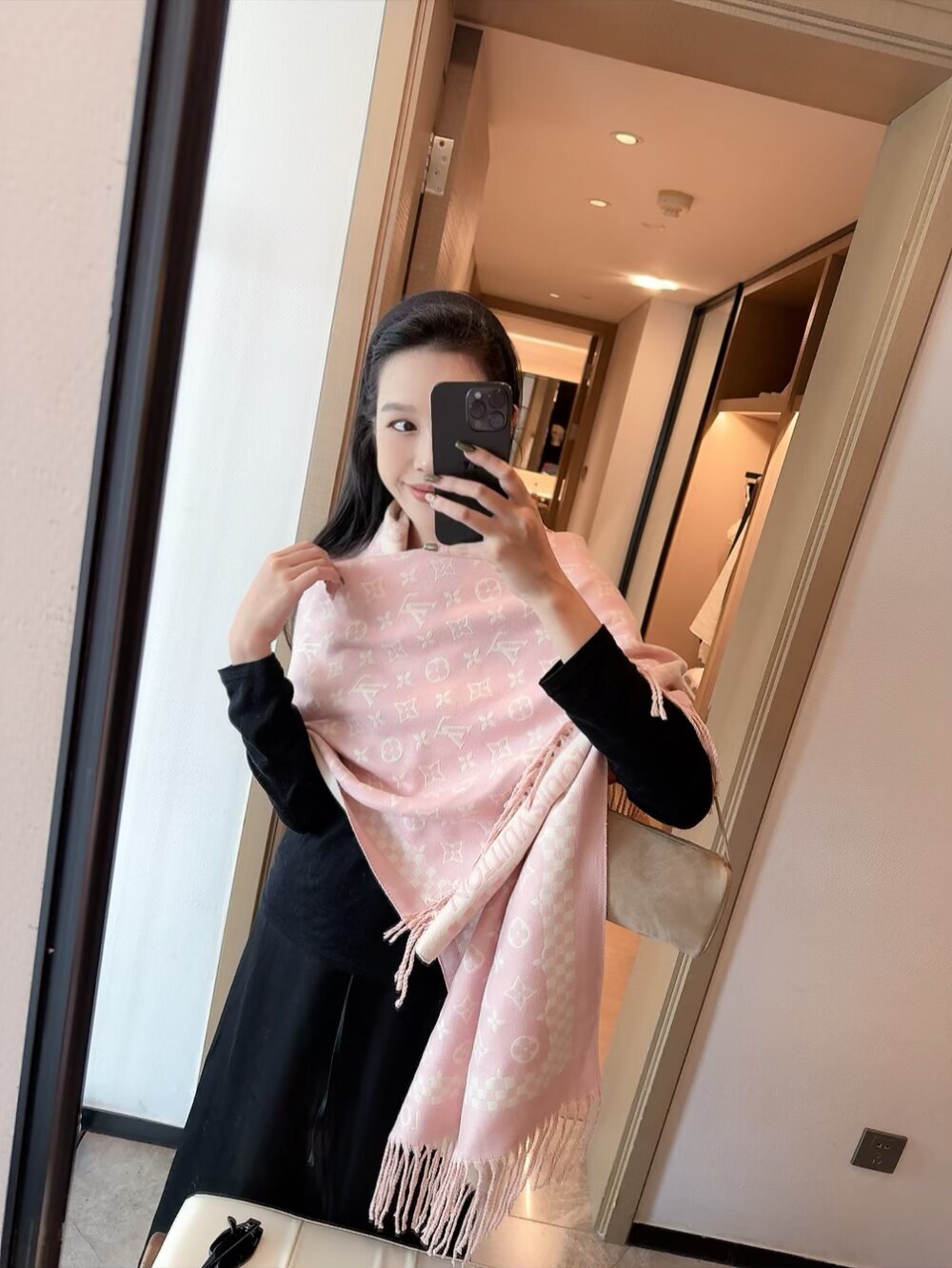 Dragons Bags Premium Designer Scarf --99387