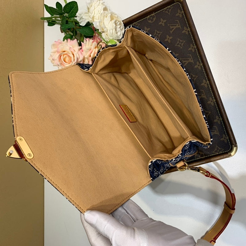 Dragons Bags ln Luxury Bag --57705
