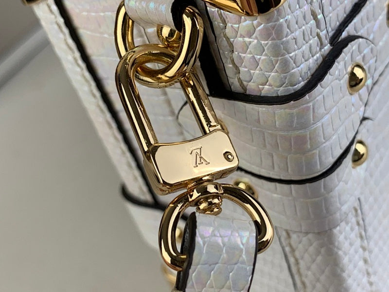 Dragons Bags ln Luxury Bag --61809