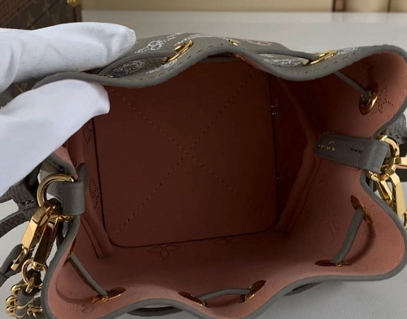 Dragons Bags ln Luxury Bag --61974