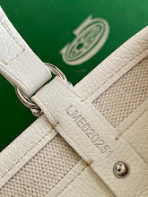 new-luxury-designer-bags-nm8233