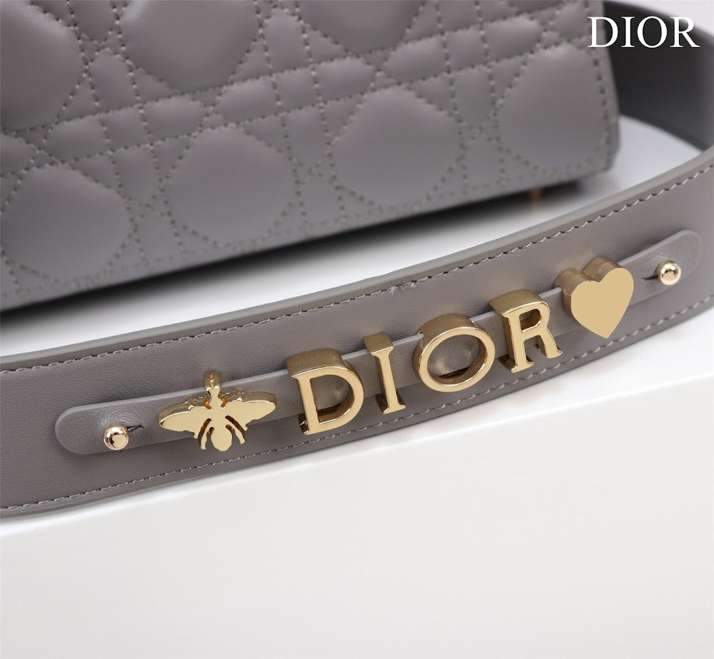 Dragons BagsDiorn Luxury Bag --115926