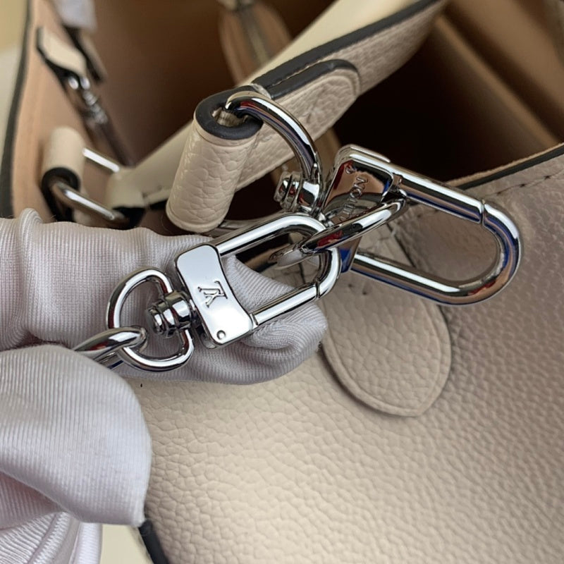 Dragons Bags ln Luxury Bag --60940