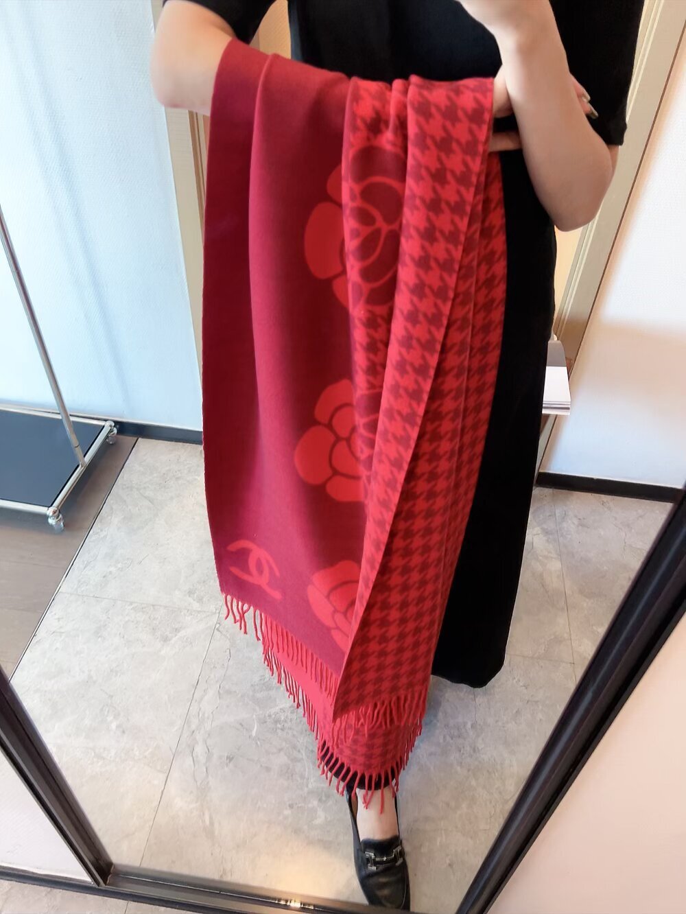 Dragons Bags Premium Designer Scarf --99404