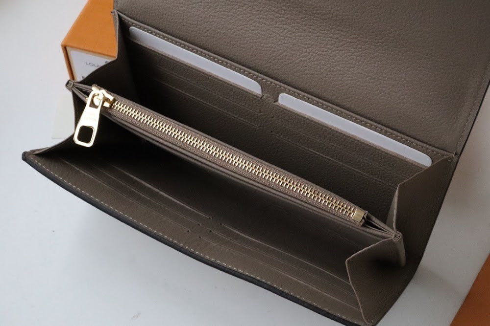 Dragons Bags ln Luxury Bag --66125