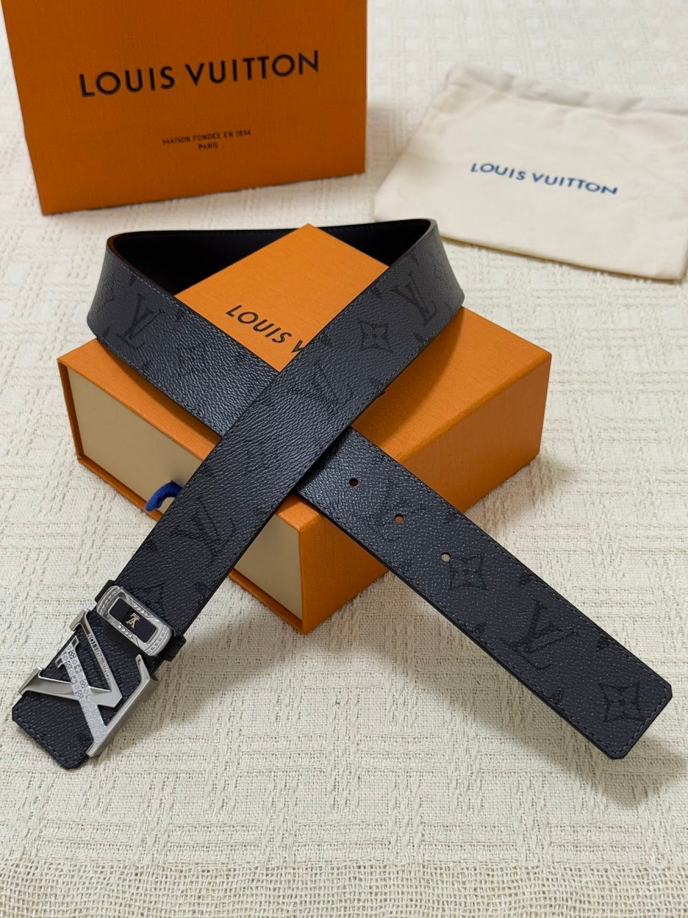 Dragons Bags ln Luxury Belt --107105