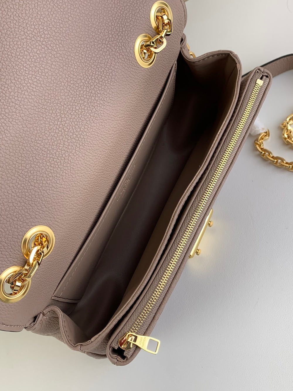 Dragons Bags ln Luxury Bag --61115