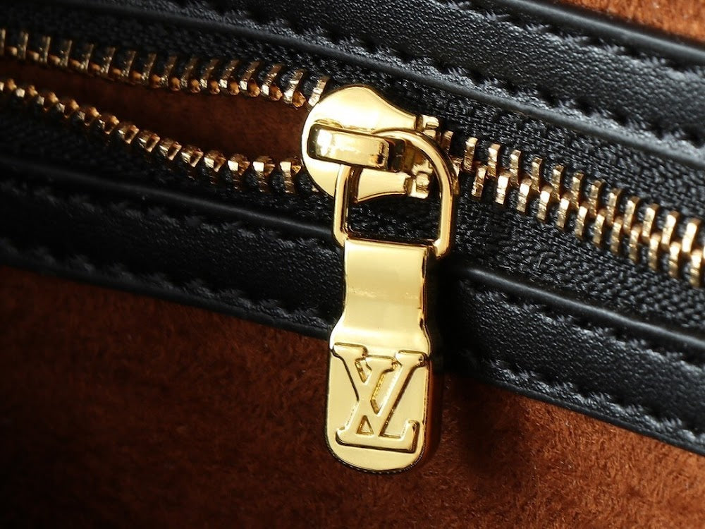 Dragons Bags ln Luxury Bag --76319