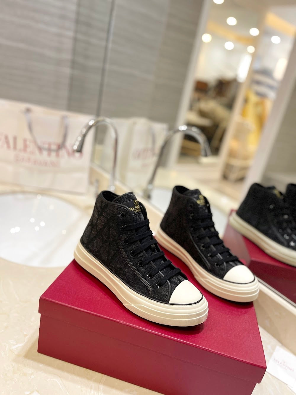 Dragons Bags Valentino Luxury Shoes --52568