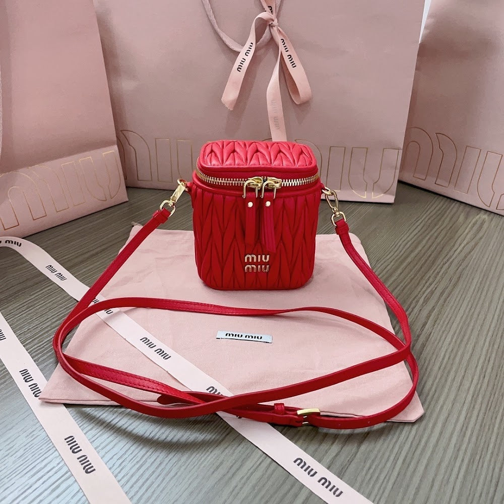 Dragons Bags Miun Miun Luxury Bag --123280