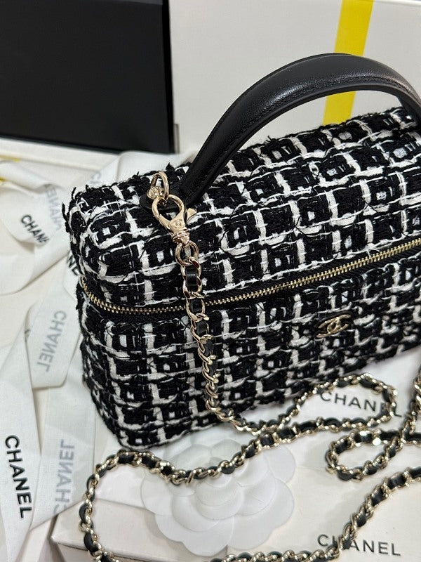 new-luxury-designer-bags-nm9606