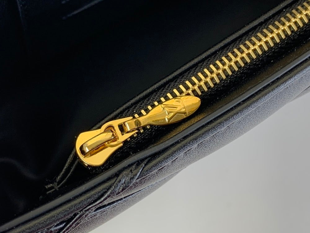 Dragons Bags ln Luxury Bag --69489