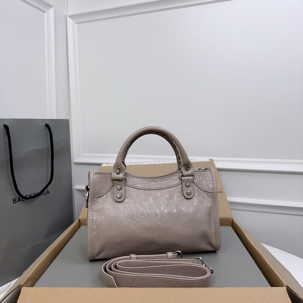 Dragons Bags Balenciaga Luxury Bag --111894