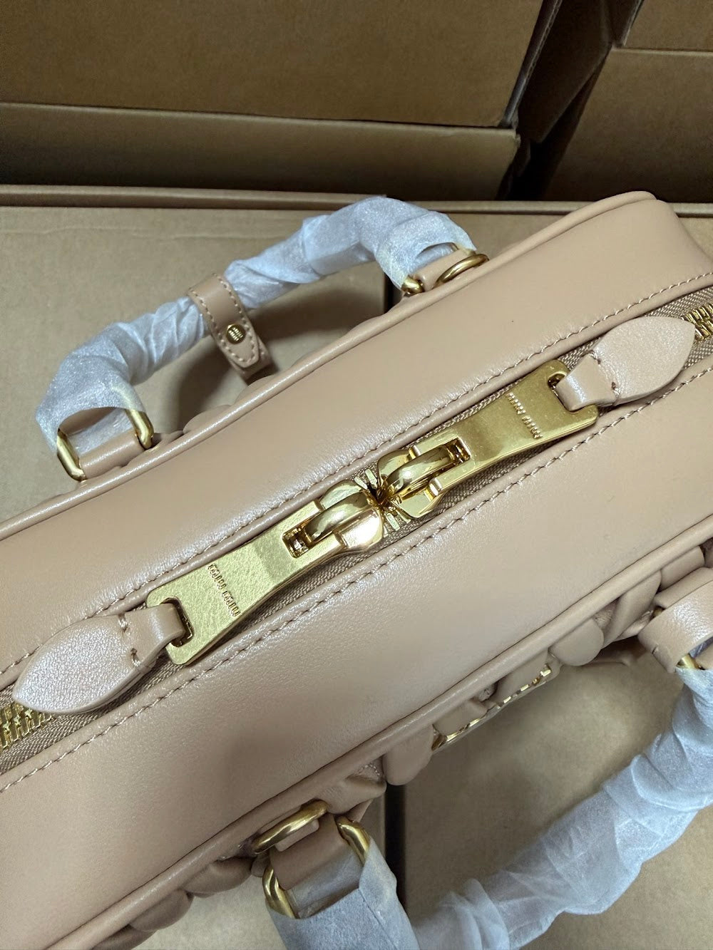 Dragons Bags Miun Miun Luxury Bag --122759