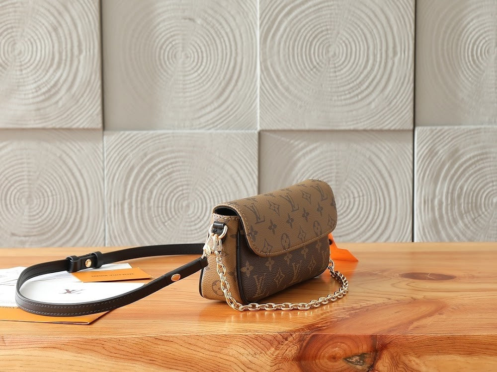 Dragons Bags ln Luxury Bag --97256