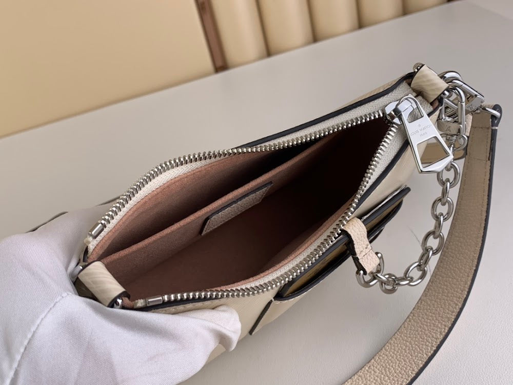 Dragons Bags ln Luxury Bag --61374