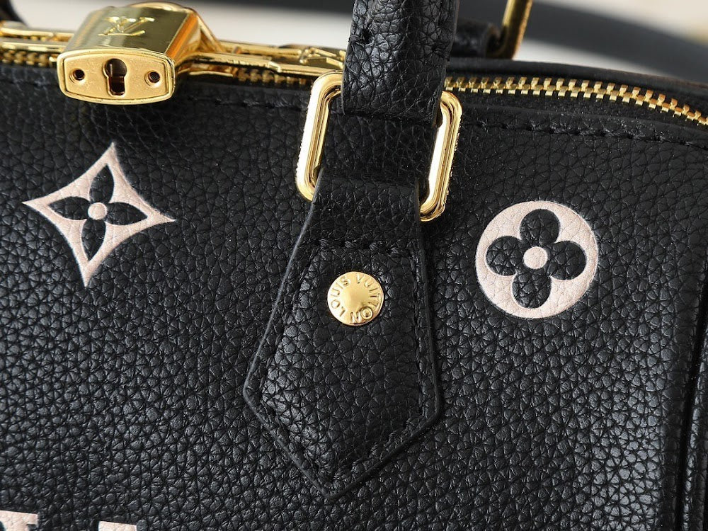 Dragons Bags ln Luxury Bag --76894