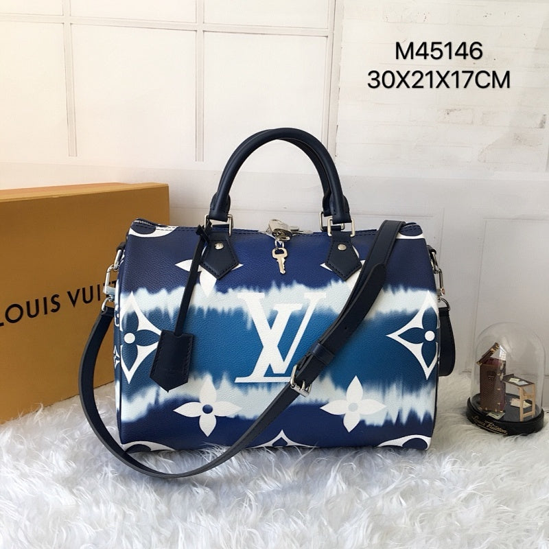 Dragons Bags ln Luxury Bag --59184
