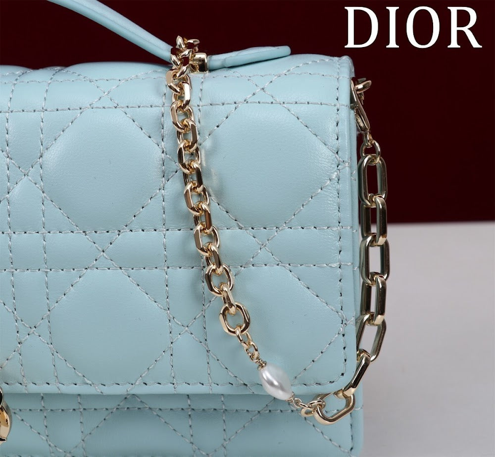 Dragons BagsDiorn Luxury Bag --116239