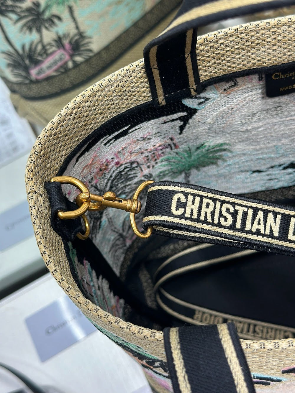 Dragons BagsDiorn Luxury Bag --115241