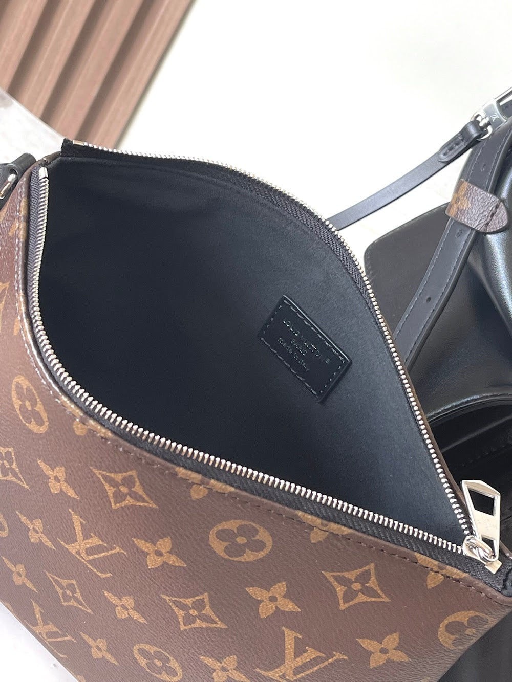Dragons Bags ln Luxury Bag --97215