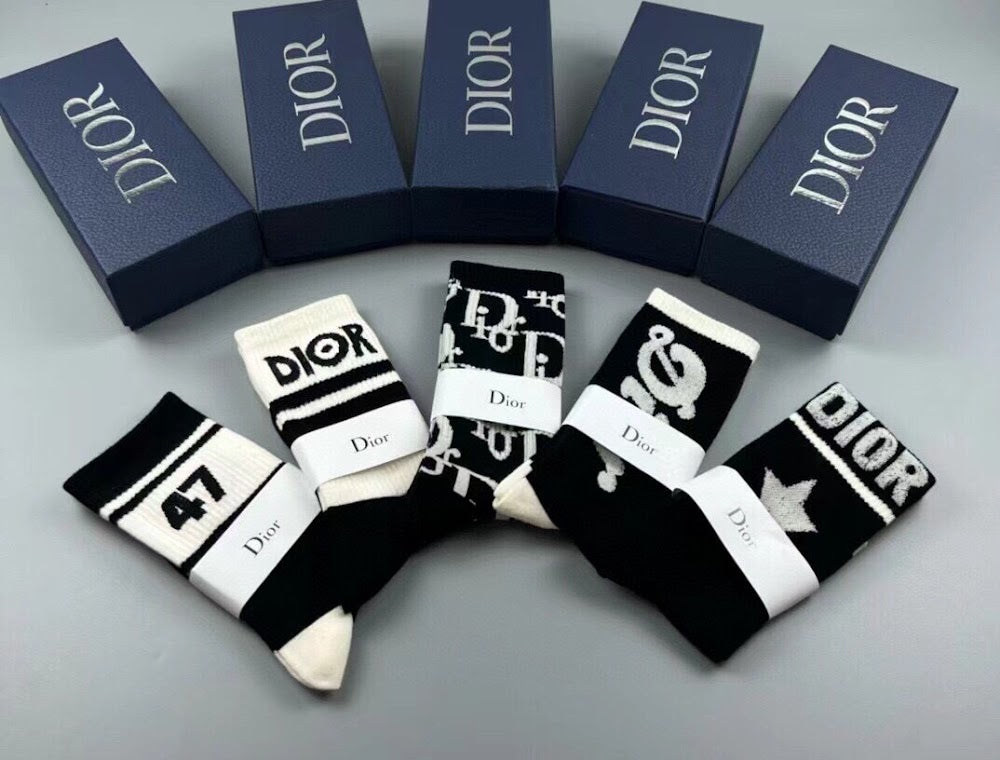 Dragons Bags Premium Luxury Socks --97915