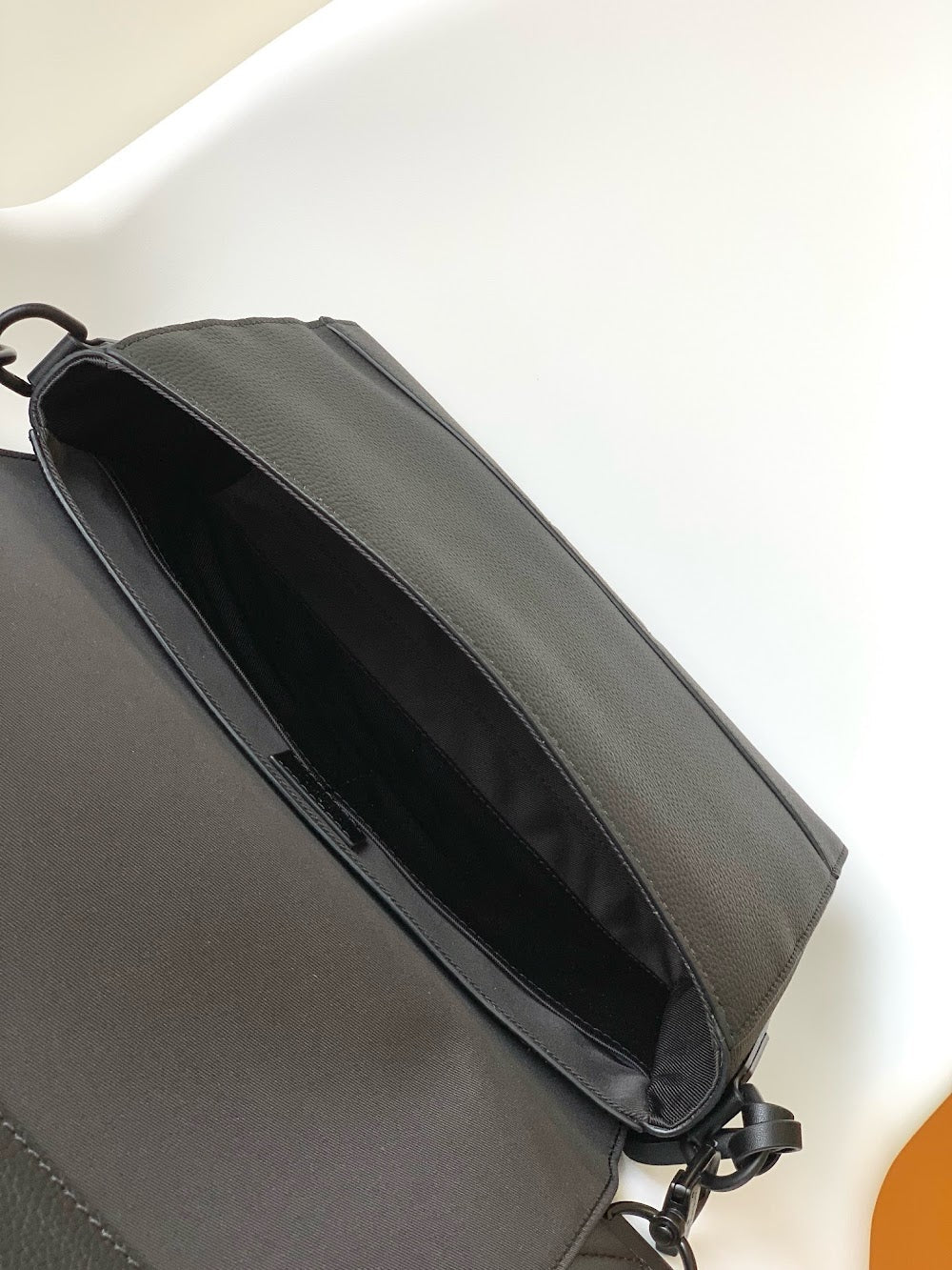Dragons Bags ln Luxury Bag --71434