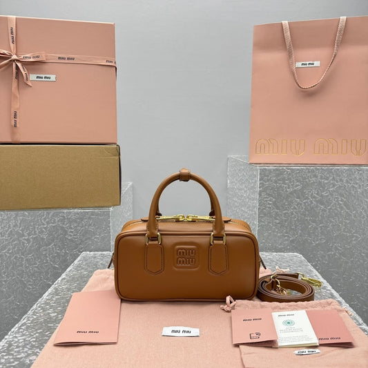 Dragons Bags Miun Miun Luxury Bag --123461