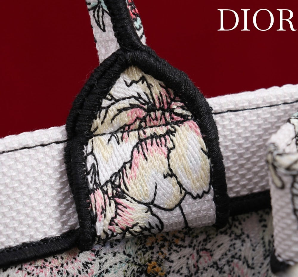 Dragons BagsDiorn Luxury Bag --116152