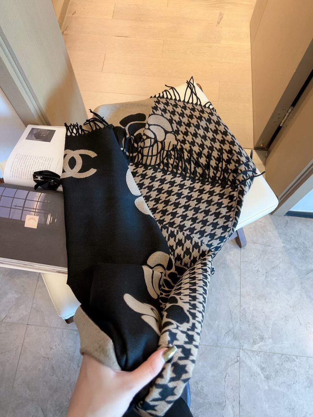 Dragons Bags Premium Designer Scarf --99401