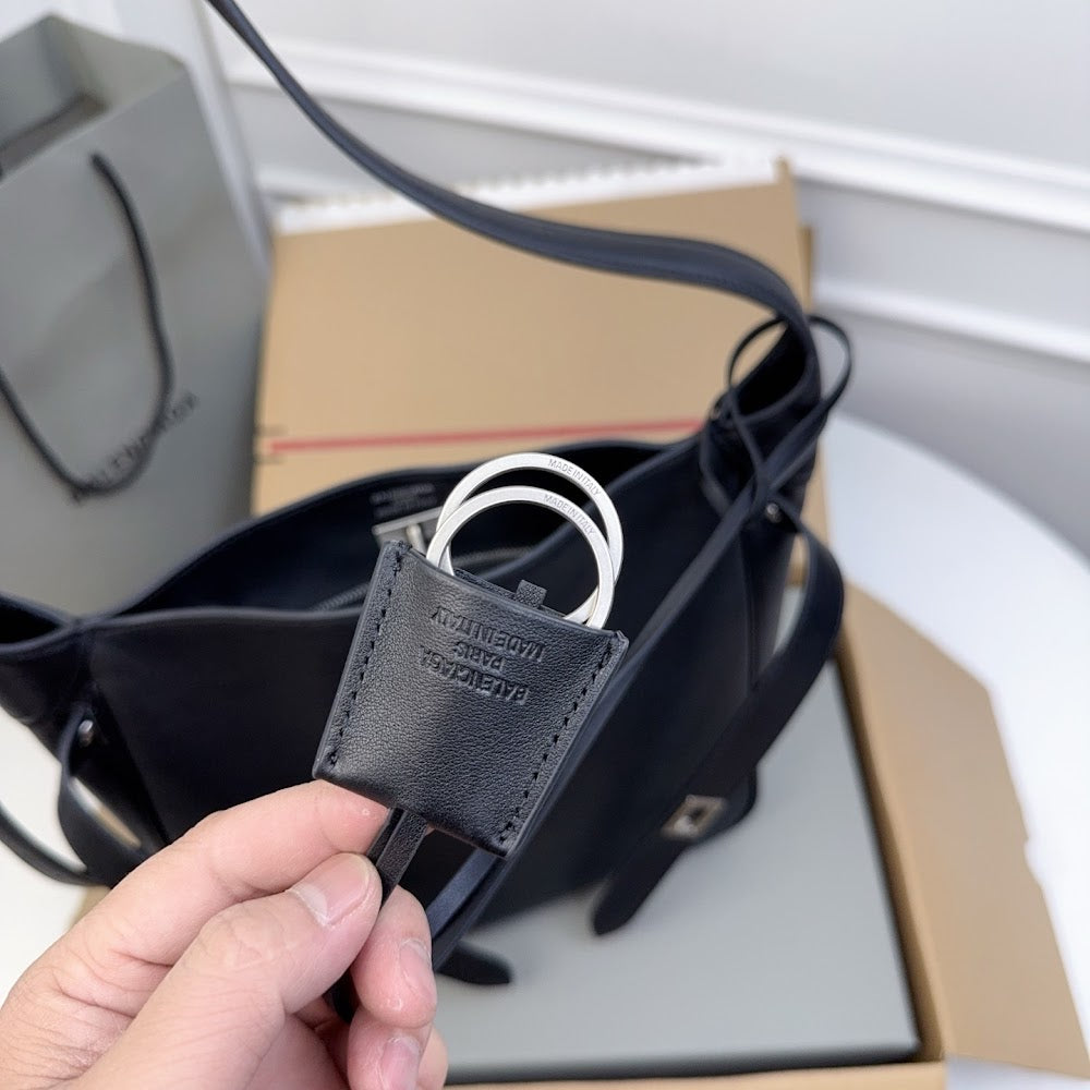 Dragons Bags Balenciaga Luxury Bag --111908