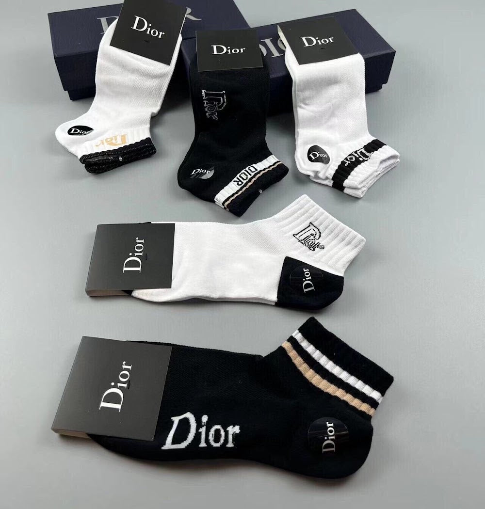 Dragons Bags Premium Luxury Socks --97830