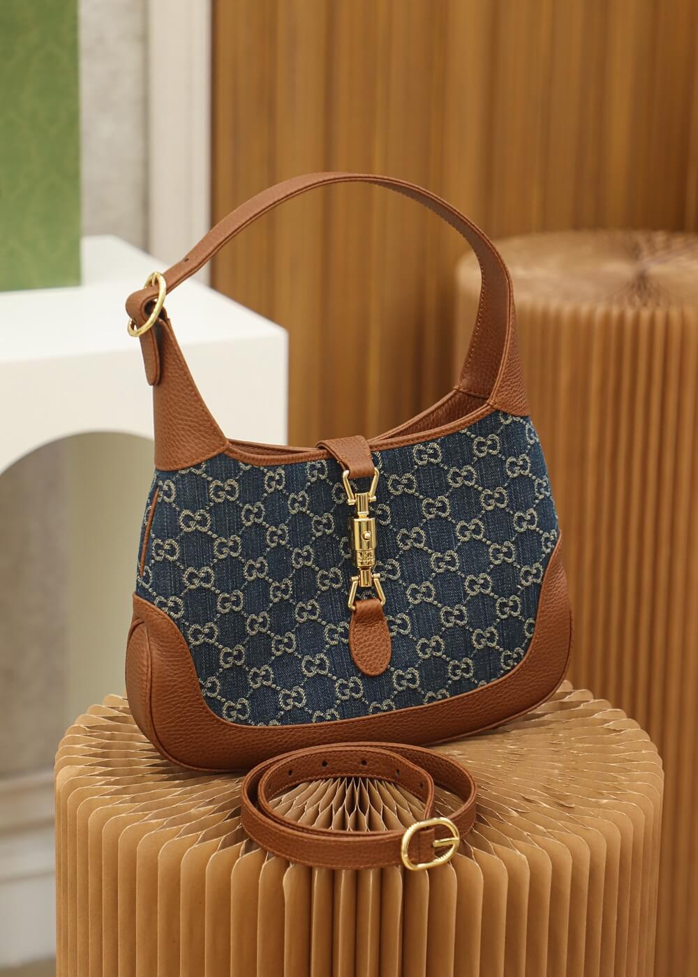 VBS 637092 subaxillary bag Leather brown blue canvas