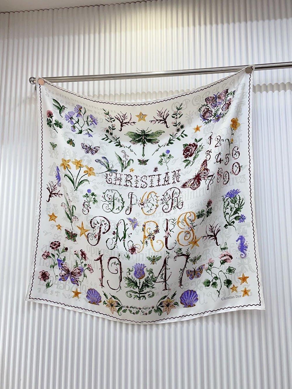 Dragons Bags Premium Designer Scarf --98782