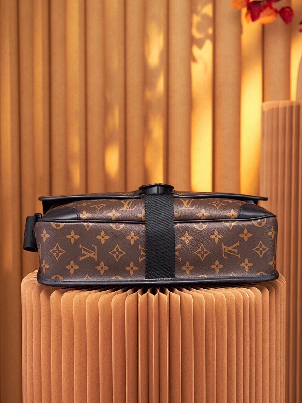 Dragons Bags ln Luxury Bag --71616