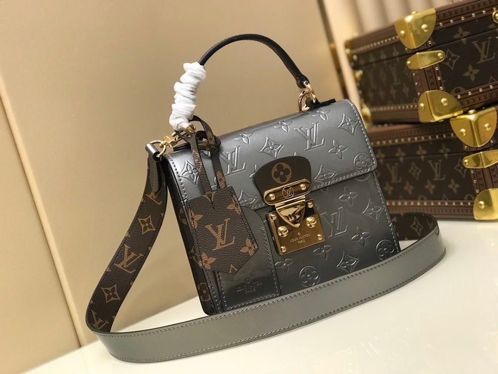 Dragons Bags ln Luxury Bag --66373