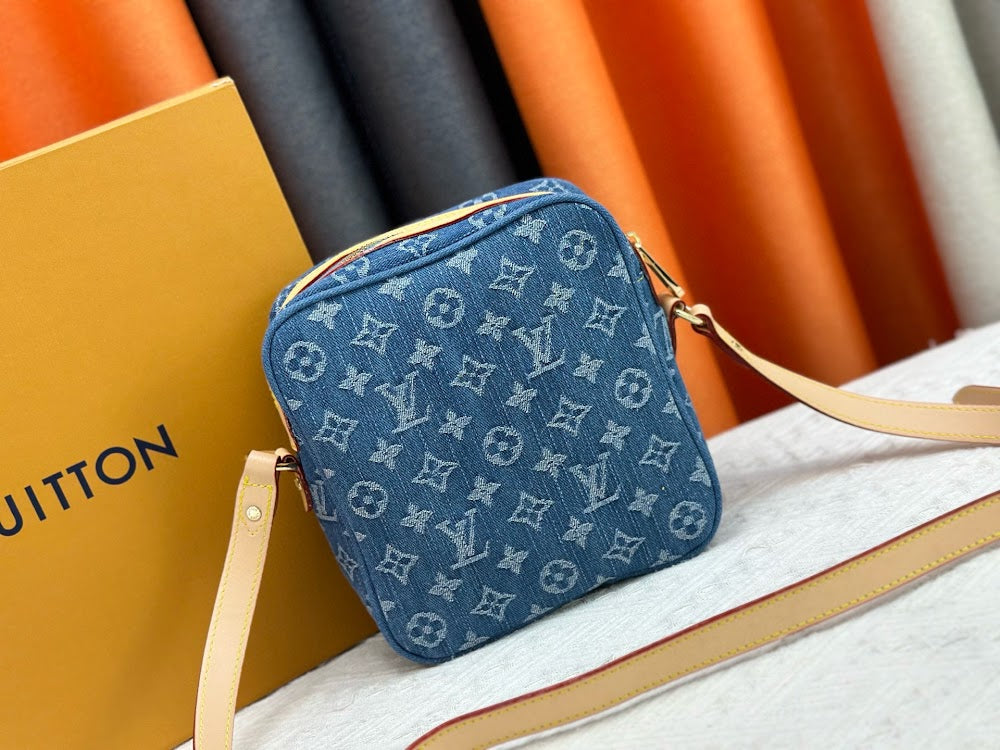 Dragons Bags ln Luxury Bag --81721
