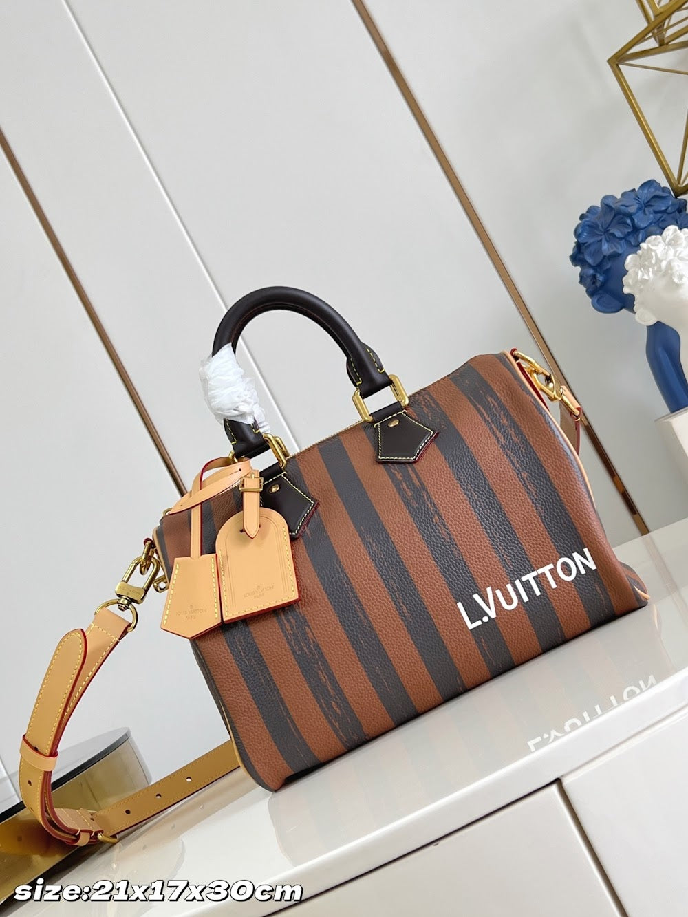 Dragons Bags ln Luxury Bag --96949