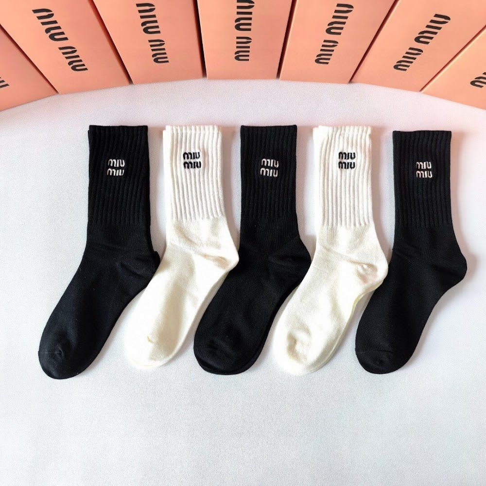 Dragons Bags Premium Luxury Socks --98027
