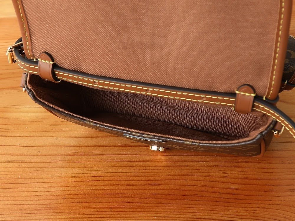 Dragons Bags ln Luxury Bag --97278