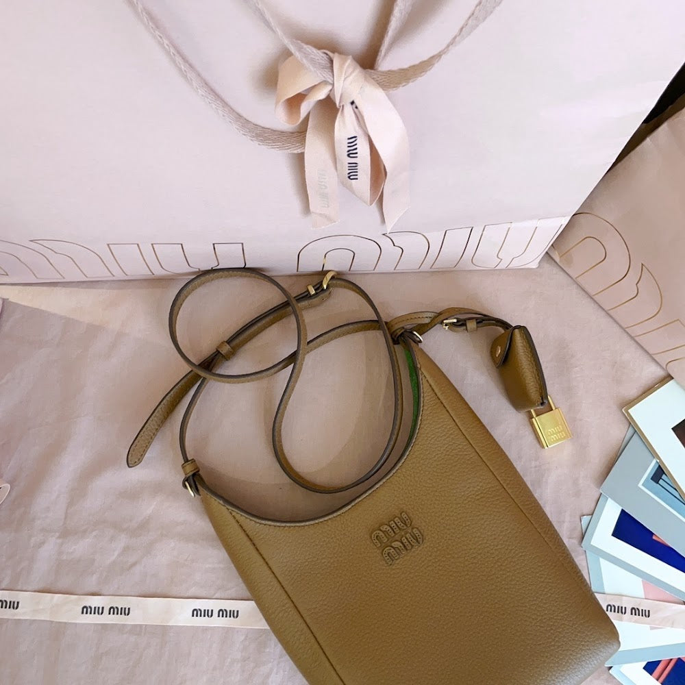 Dragons Bags Miun Miun Luxury Bag --122547