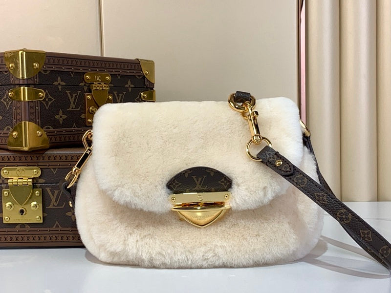 Dragons Bags ln Luxury Bag --58843