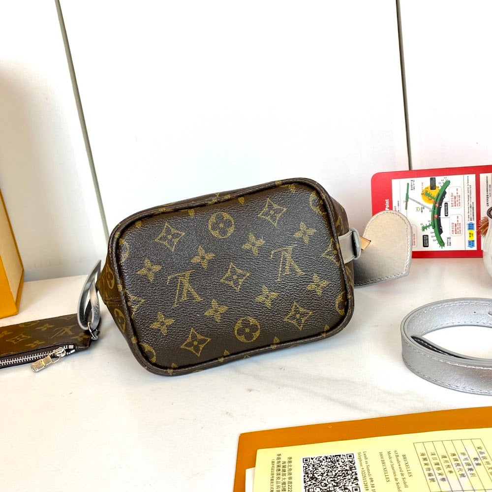 Dragons Bags ln Luxury Bag --77662