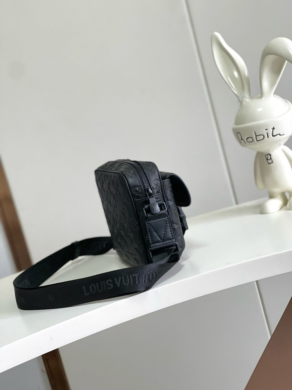 Dragons Bags ln Luxury Bag --71290